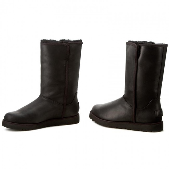 UGG Authentic Michelle Leather Stout Boots ❄️ - Picture 6 of 7